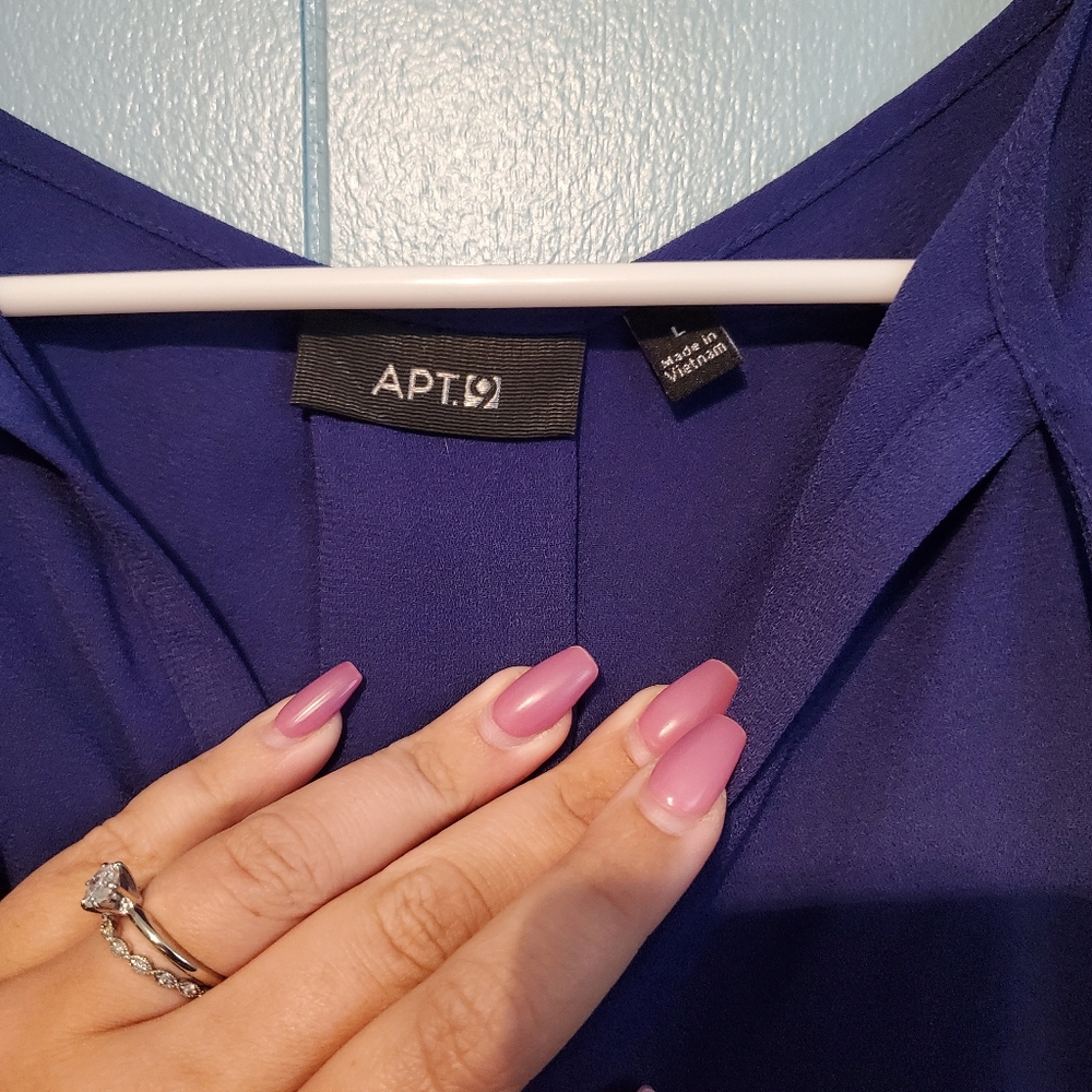 Dress - Picture 3 of 3